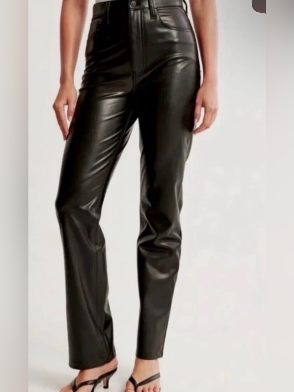 Abercrombie Ultra High Rise 90s Straight Vegan Leather Pant